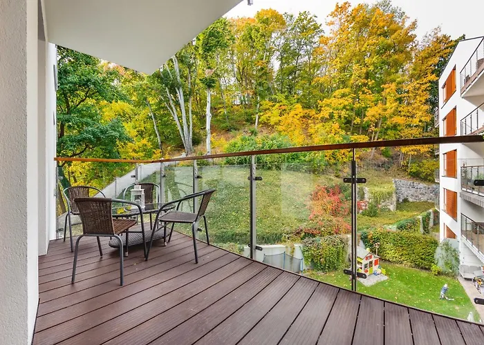 Aquarius, Sun & Snow